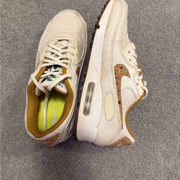 Nike Limited Edition Air Max 90 Natural Cork Embroidered - Picture 4 of 9